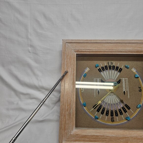 Navajo Sand Art painting Clock hand crafted w/ turquoise stones framed glass - Picture 13 of 15